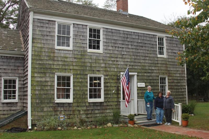 Springs Library Open for Business The East Hampton Star